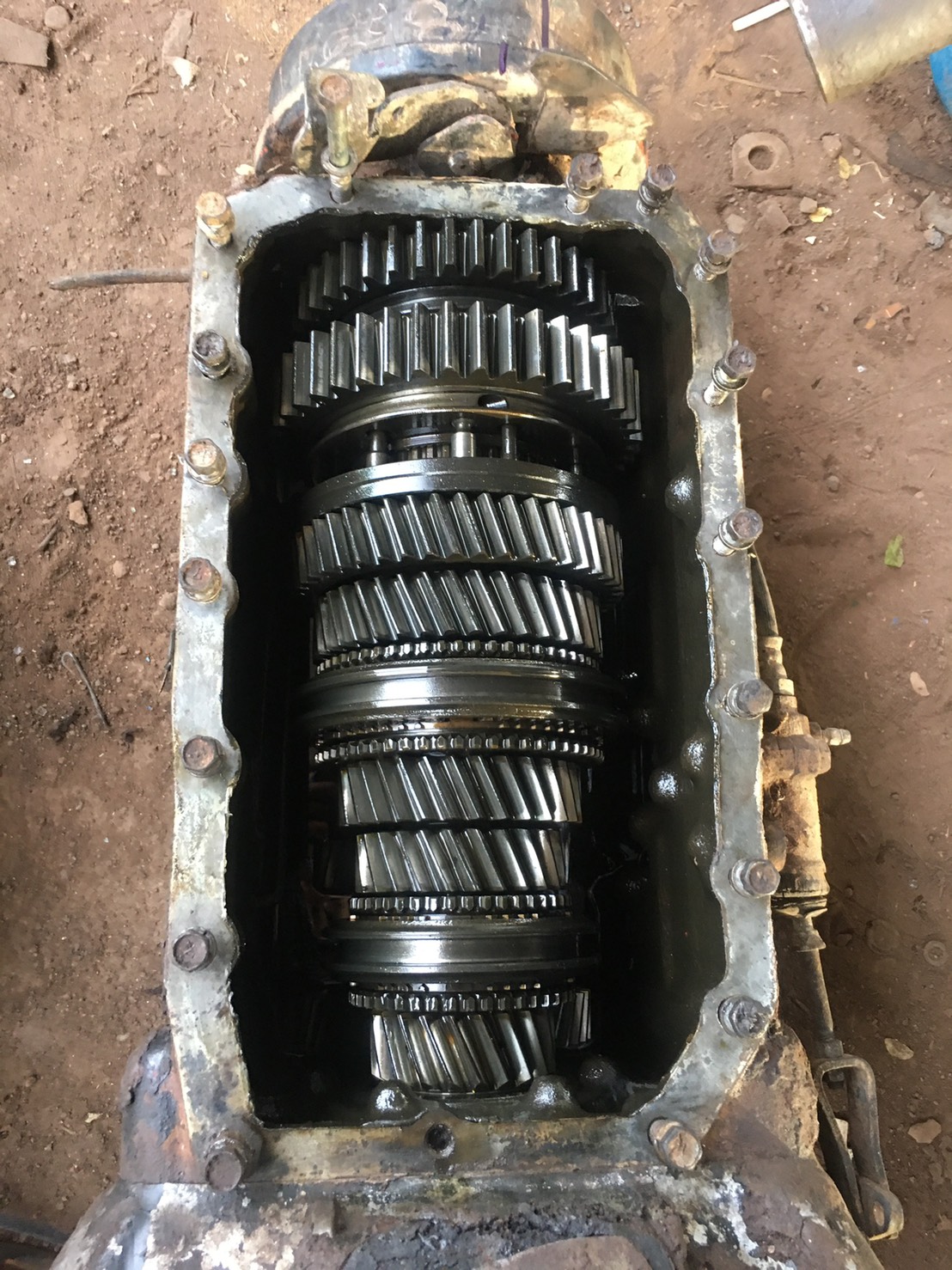 เกียร์ Hino HO 25000บาท เกียร์ Hino HO 25000บาท