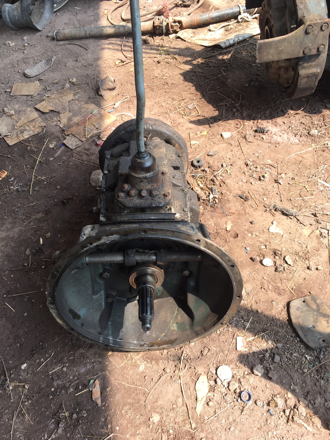 เกียร์ UD 6รอบ1 6เกียร์ถอย 16000 บาท พร้อมใช้งาน