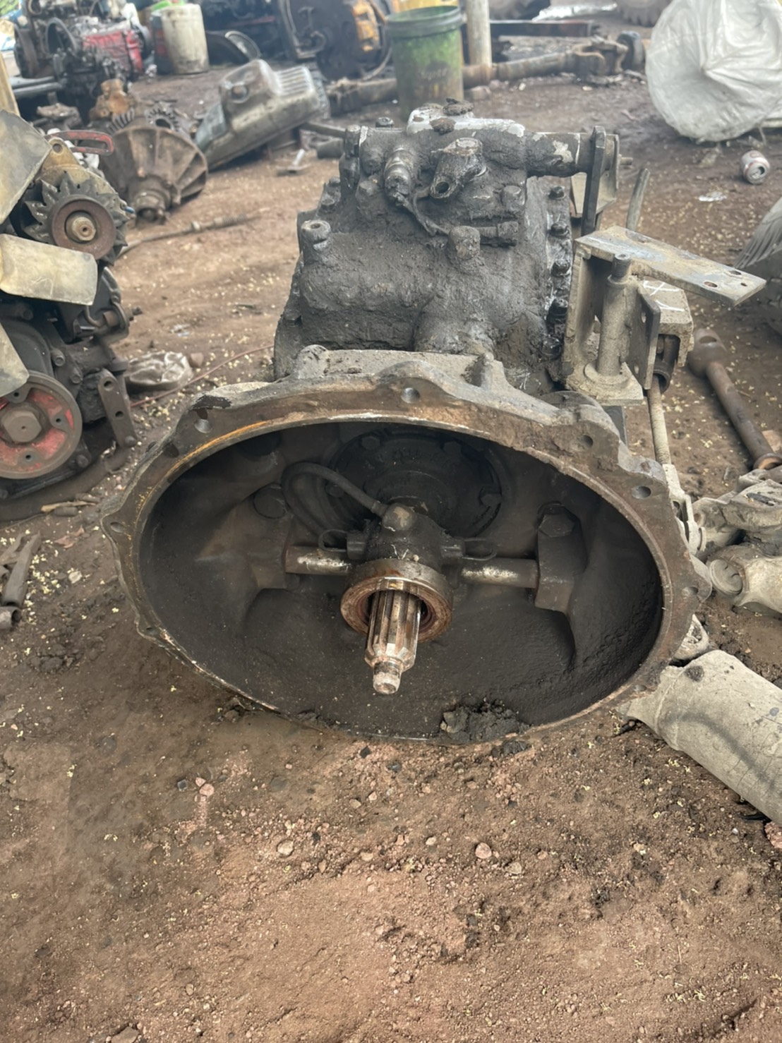 เกียร์ HINO WO4D 6 เกียร์ถอยพร้อมใช้งาน