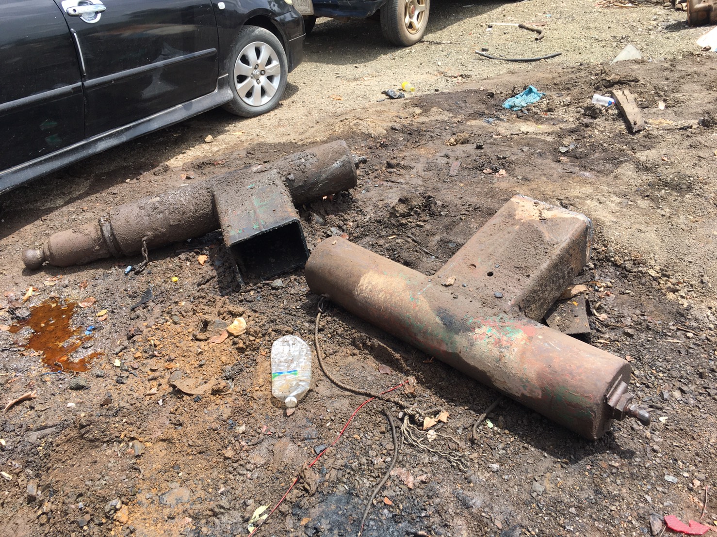 กระบอกไฮโดรลิค ขาเครน ต้นละ7500บาท พร้อมใช้งาน