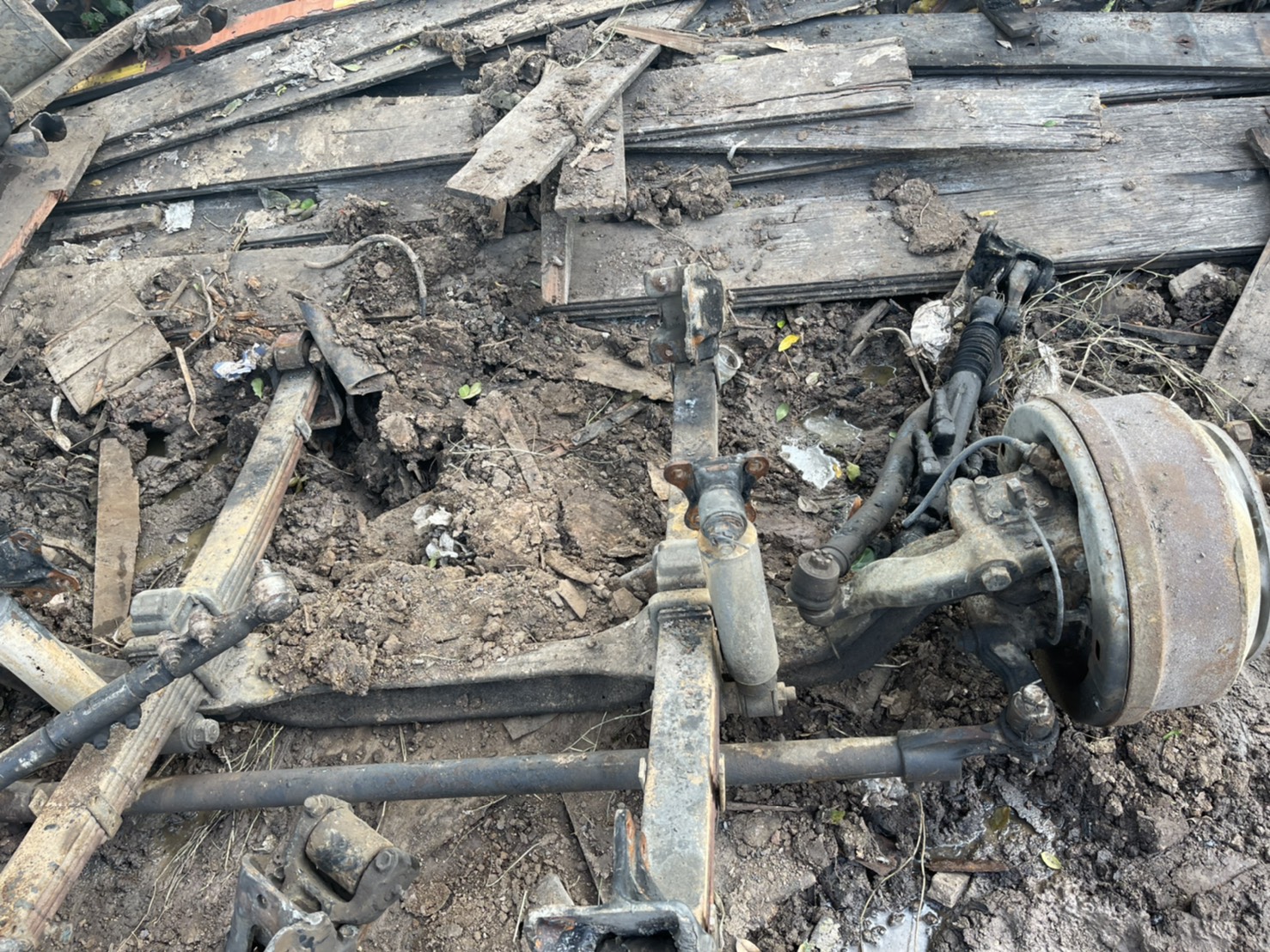 คานหน้า ISUZU 12 ล้อ พร้อมกระปุกเพาเวอร์50000 บาท สดือ 34 นิ้ว พร้อมใช้งาน 0816278866 คานหน้า ISUZU 12 ล้อ พร้อมกระปุกเพาเวอร์50000 บาท สดือ 34 นิ้ว พร้อมใช้งาน 0816278866