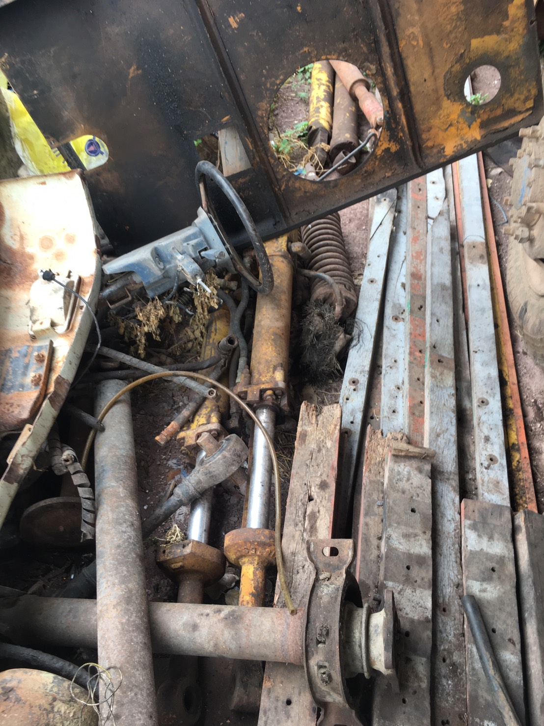 กระบอกไฮรโดรลิค คู่ ละ7500บาท พร้อมใช้งาน