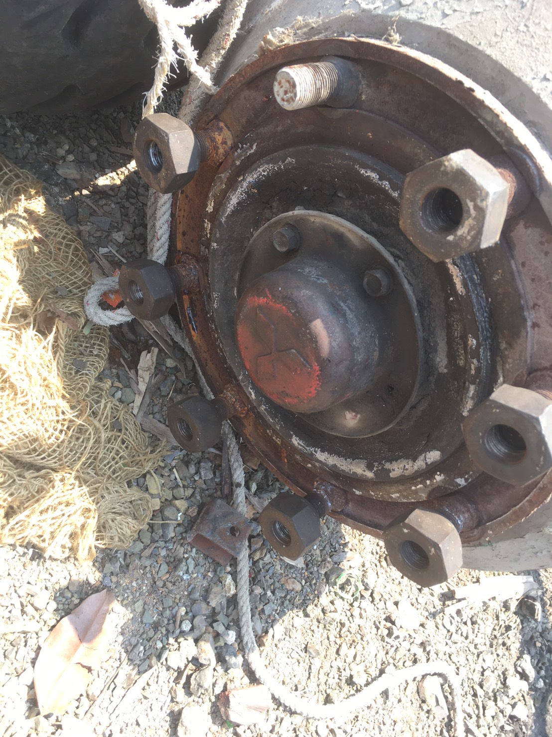 คานหน้า พร้อมแหนบ มิตชู19000บาท