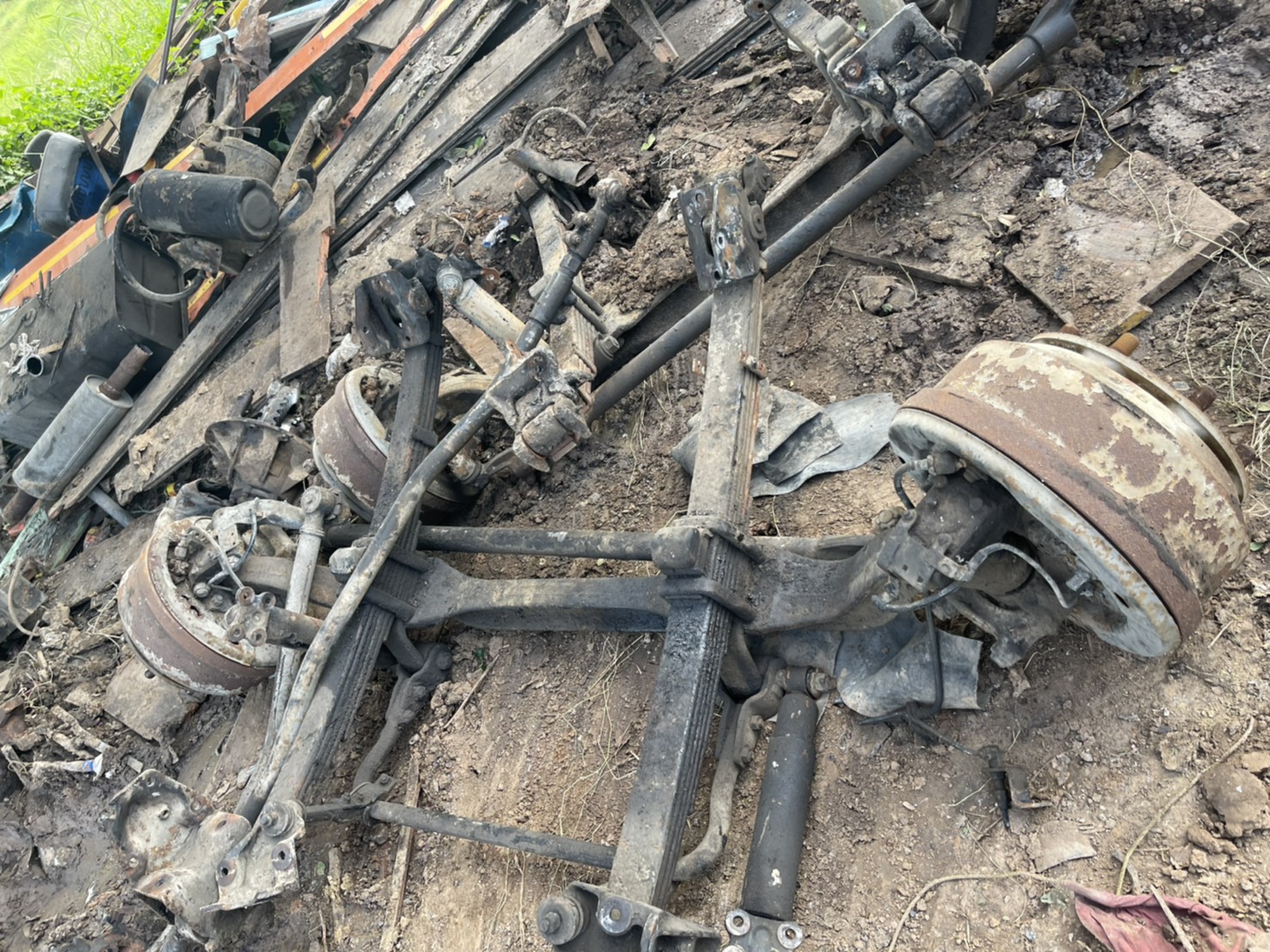 คานหน้า ISUZU 12 ล้อ พร้อมกระปุกเพาเวอร์50000 บาท สดือ 34 นิ้ว พร้อมใช้งาน 0816278866