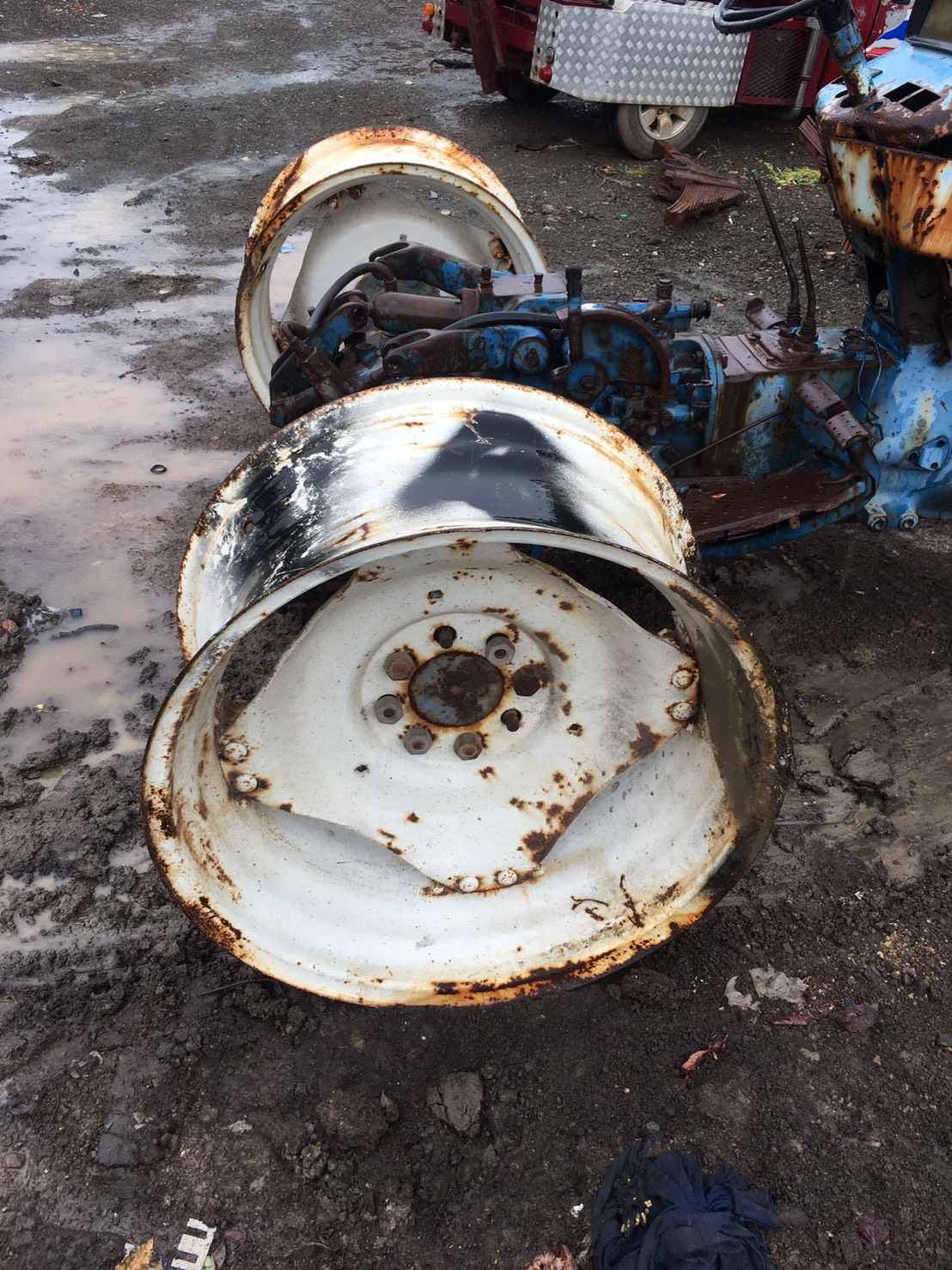 แยกอะไหล่ FORD 3 สูบ