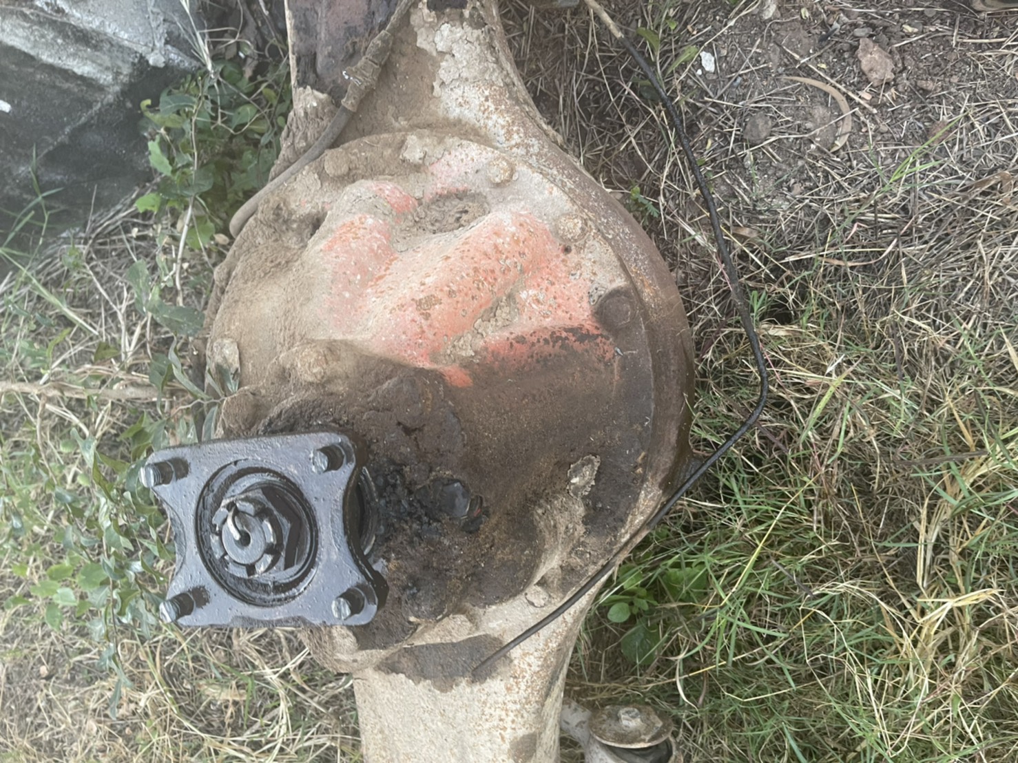 เพลา ฟูโซ่ 12 ตัน 25000 บาท พร้อมใช้งาน 0816278866