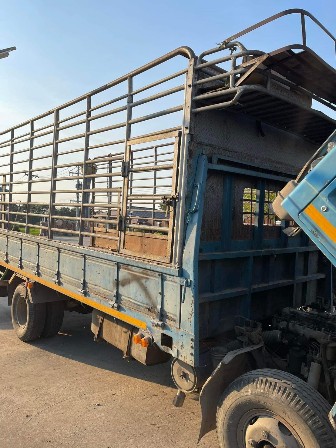 กระบะ เหล็ก ISUZU 115