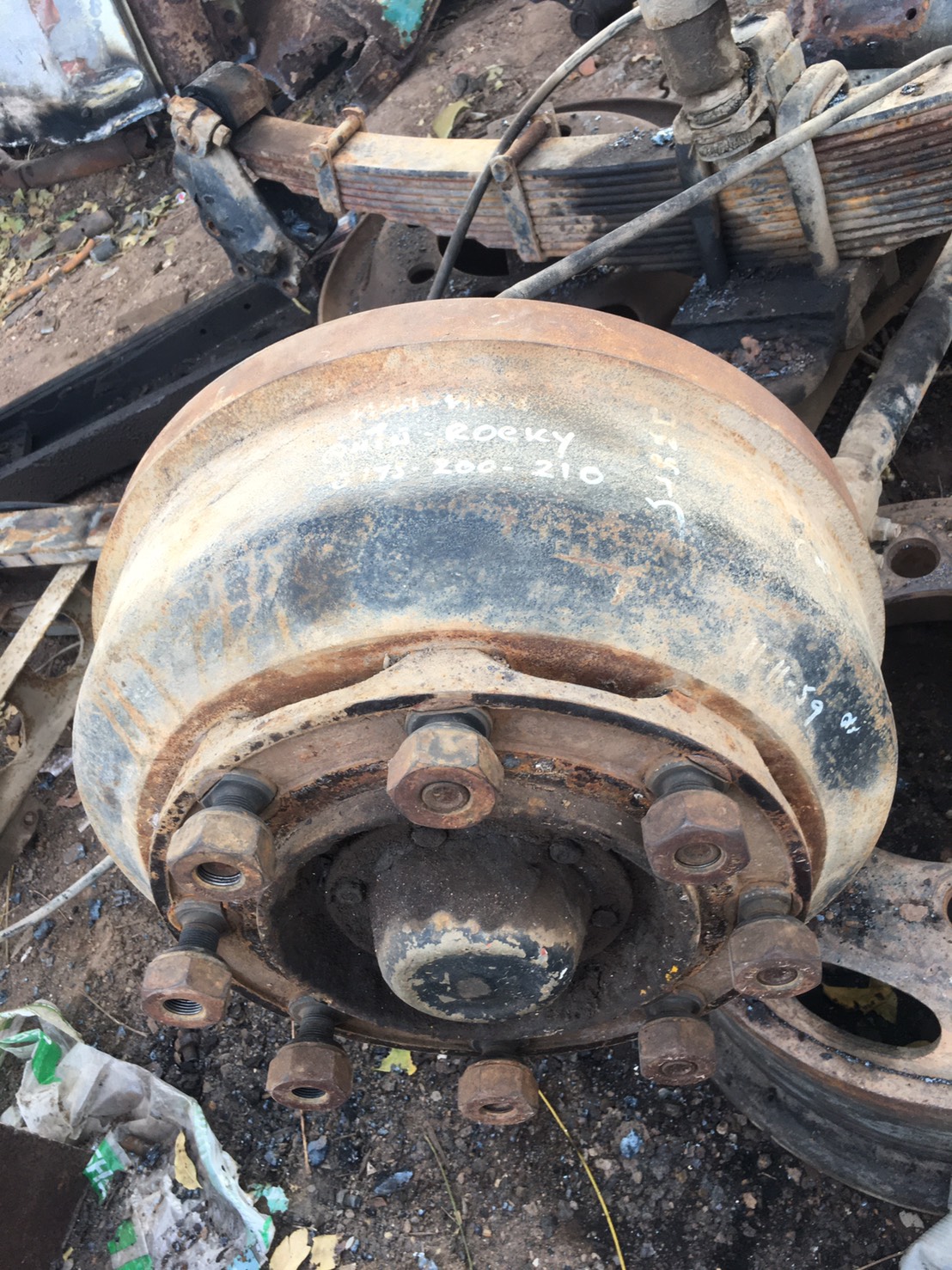 คานหน้า ISUZU โบ้พร้อมแนบ 18000บาท 0816278866