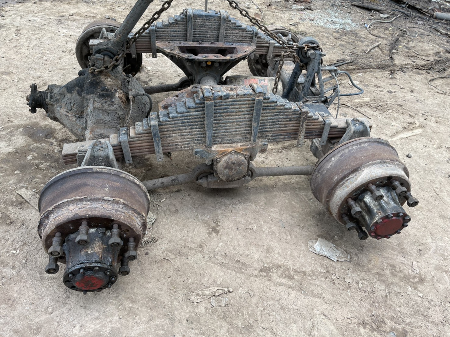 ชุด เพลา Hino เพลาเดียว 40000 บาท 0816278866 ยกชุดแหนบ โบกี้