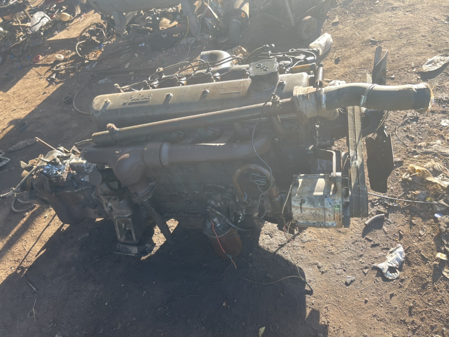 เครื่องHino EC100 28000 บาท เกียร์ 16000 บาท เครื่องHino EC100 28000 บาท เกียร์ 16000 บาท