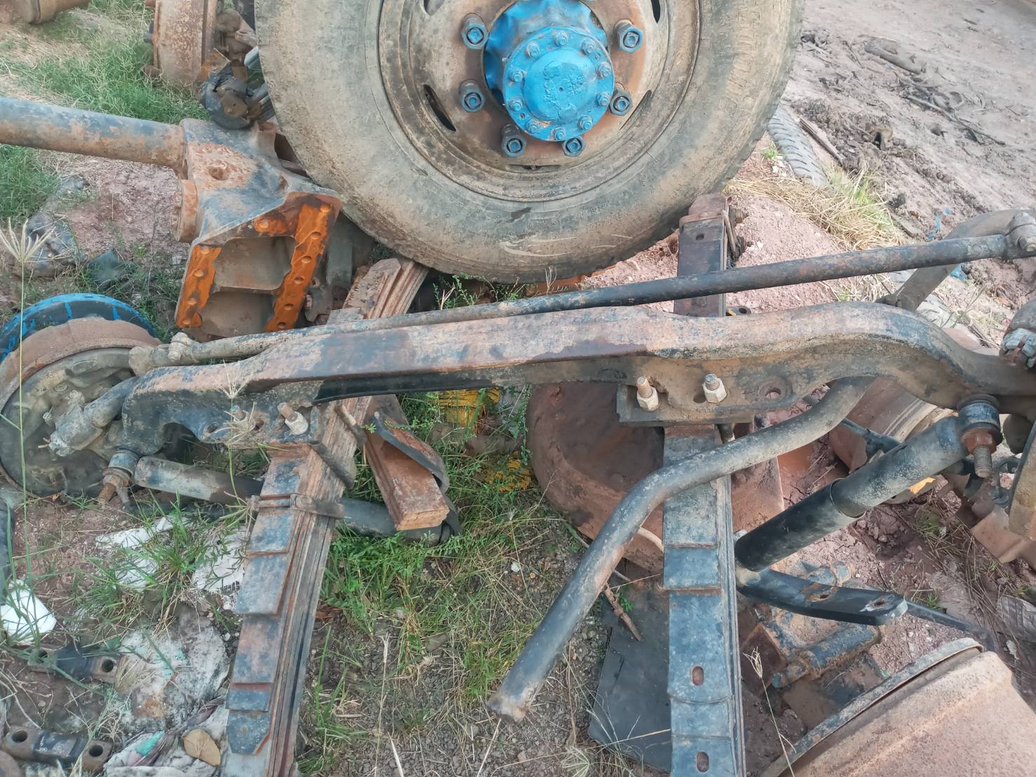 คานหน้า HINO FC 6 น็อต แปลงใส่คัสชีแคบ คานหน้า HINO FC 6 น็อต แปลงใส่คัสชีแคบ