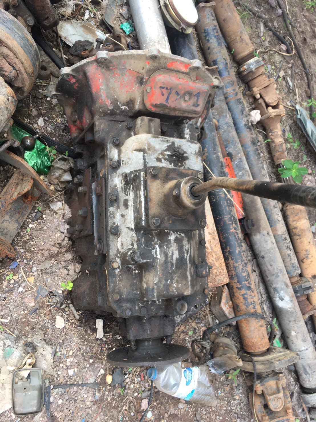 เกียร์ hino ใส่ EH700 168แรงมา 5เกียร์ เดินหน้า 18000บาท 0816278866