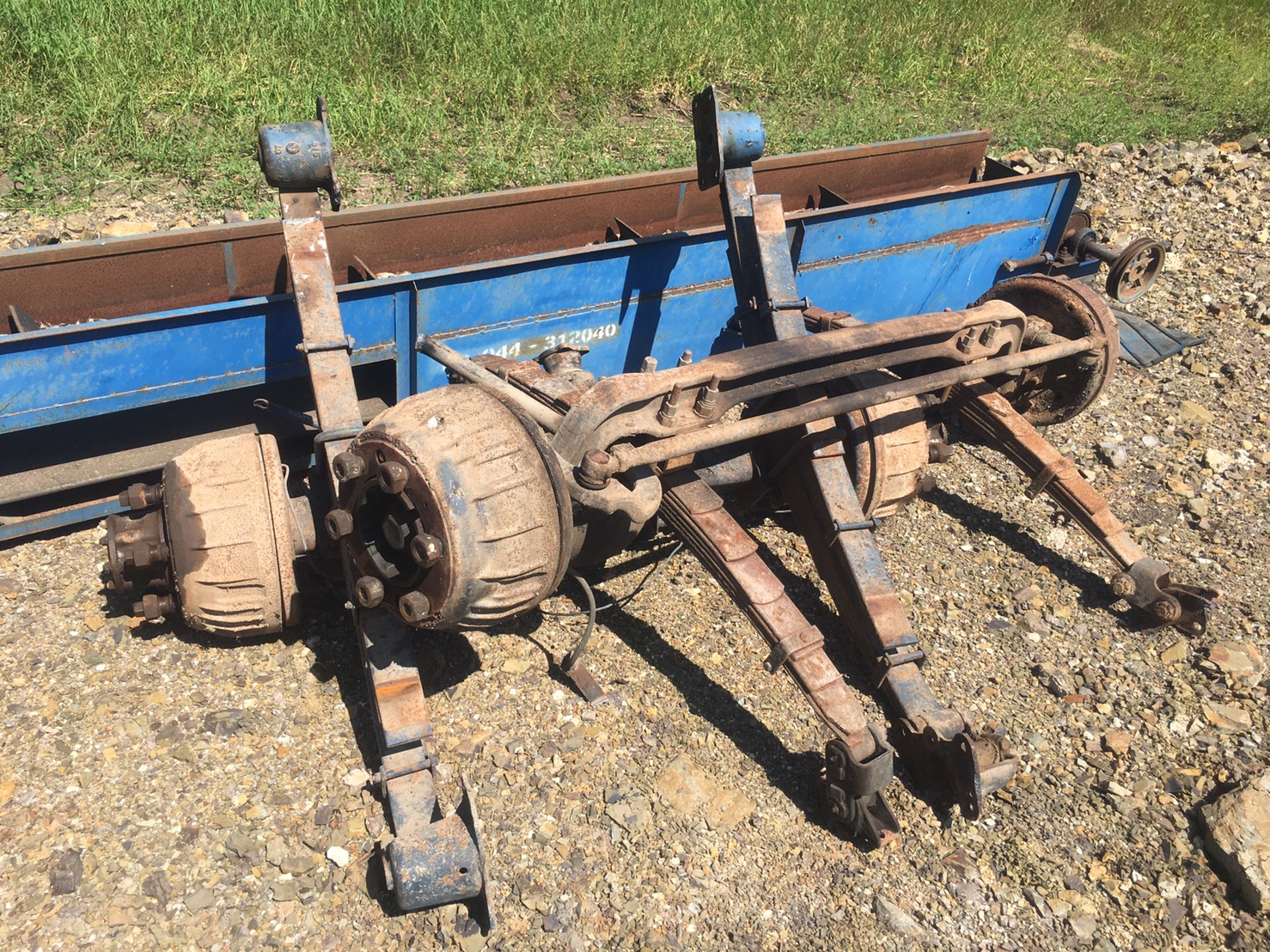 ชุดเพลา คานหน้า พร้อมแนบ26000บาท isuzu 115แรง