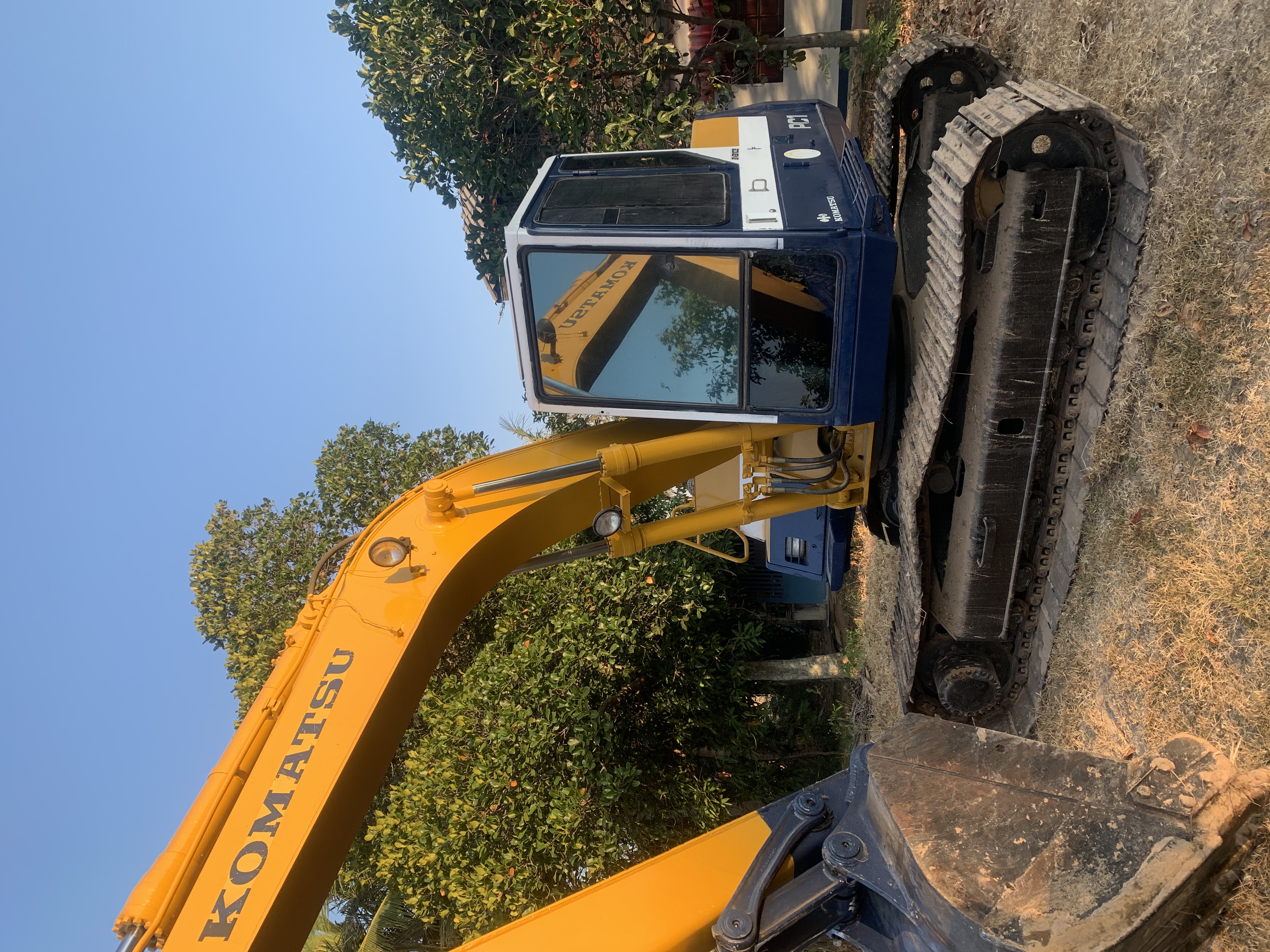 ขาย komatsu 100 รุ่น 5 ขาย komatsu 100 รุ่น 5