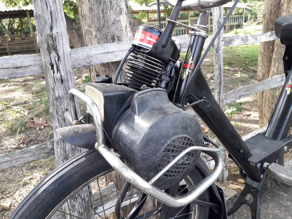 รถปั่นติดเครื่อง ฝรั่งเศส solex รุ่น 3800 รถประมาณ 1966 รถเดิมสวยเสีเดิมโรงงาน 