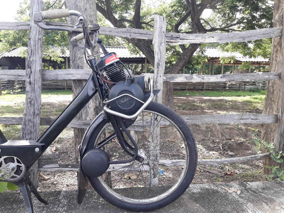 รถปั่นติดเครื่อง ฝรั่งเศส solex รุ่น 3800 รถประมาณ 1966 รถเดิมสวยเสีเดิมโรงงาน รถปั่นติดเครื่อง ฝรั่งเศส solex รุ่น 3800 รถประมาณ 1966 รถเดิมสวยเสีเดิมโรงงาน