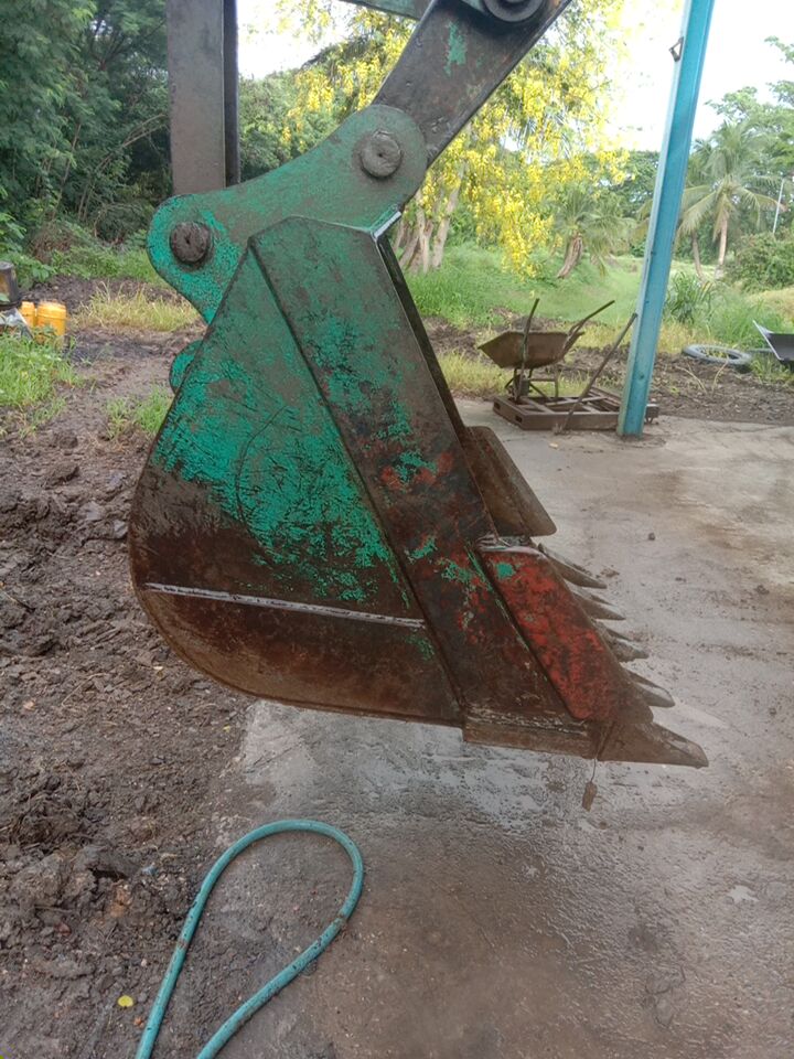 ขายบุ้งกี๋sk100สลัก60หน้ากว้าง90โทร 0904545128