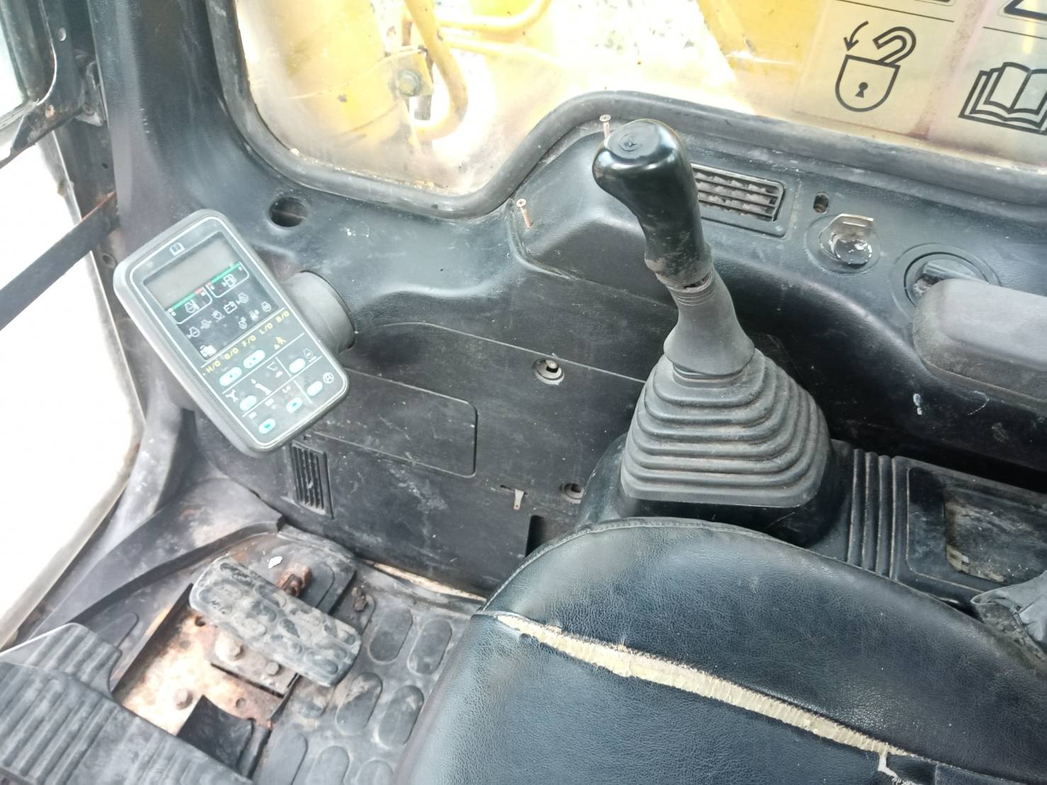 ขาย  Komatsu PC 130-6 Lc