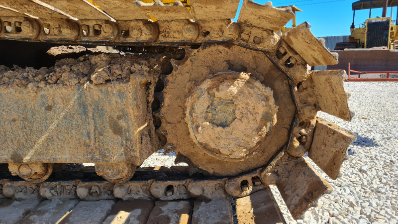 ขาย แบคโฮ KOMATSU PC100-3 เครื่องดี รถใช้งานได้ แถมปั้มไฮดรอริค และออยคูลเลอร์ ให้ด้วยนะครับ