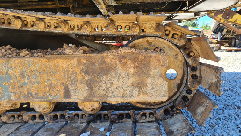 ขาย แบคโฮ KOMATSU PC100-3 เครื่องดี รถใช้งานได้ แถมปั้มไฮดรอริค และออยคูลเลอร์ ให้ด้วยนะครับ