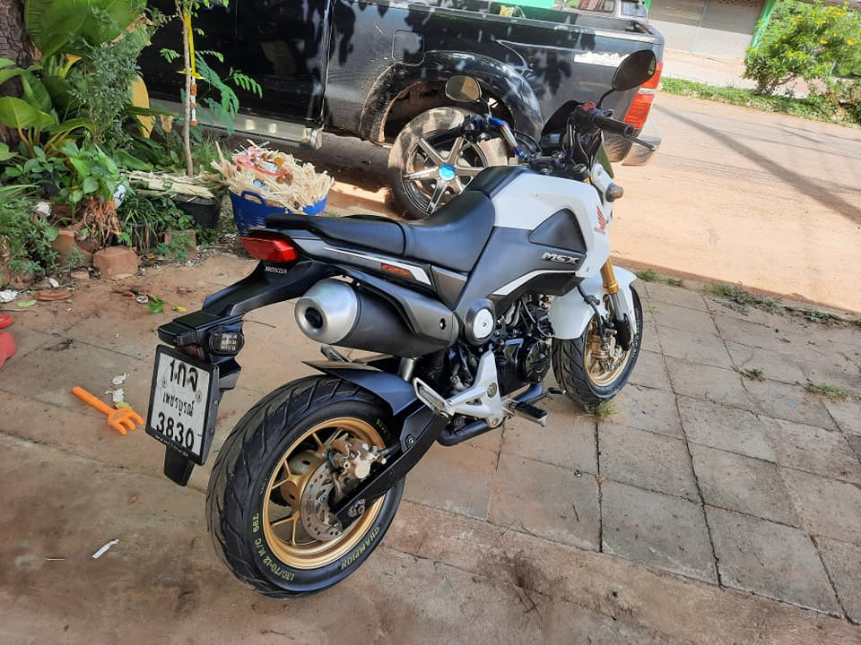 ขายลูกเดียว honda msx125cc รถสภาพดี ขายลูกเดียว honda msx125cc รถสภาพดี