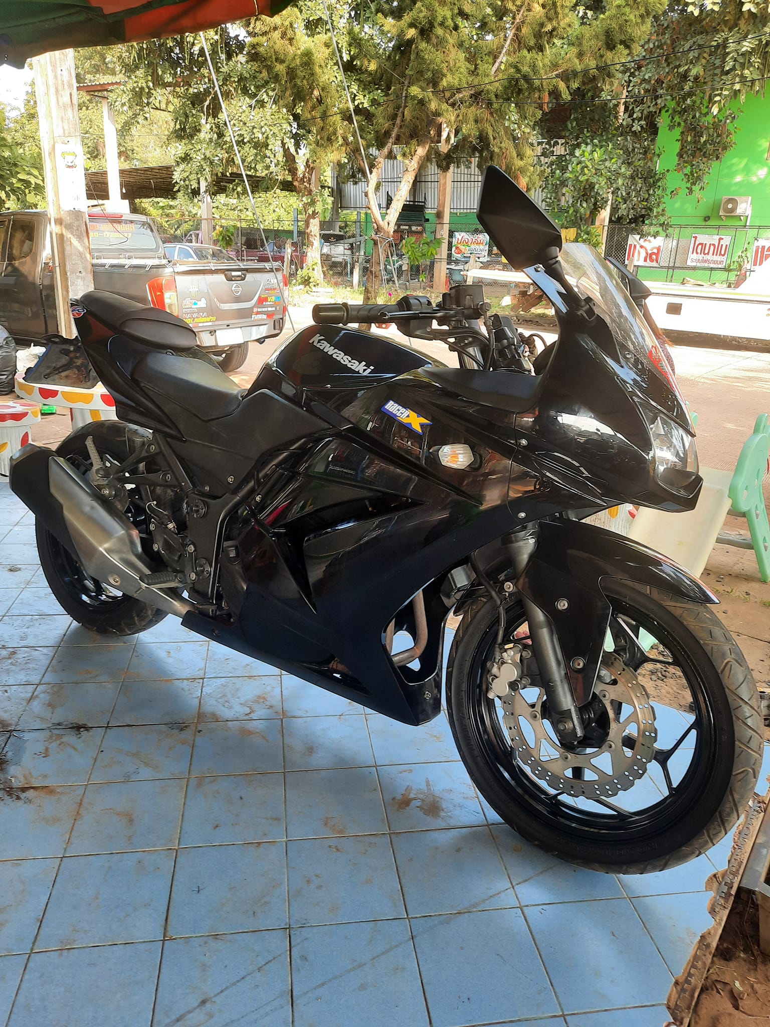 ขายลูกเดียว ninja250R รถสภาพสวยดี พร้อมใช้งาน
