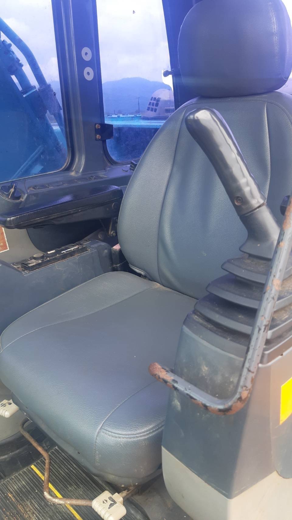 Kobelco Sk200 Mark 8 Yn12 Super มือสองมือเดียว ราคา 1380000 Dom (โทร) : 0817410515  (ข้อความ) 0817410515