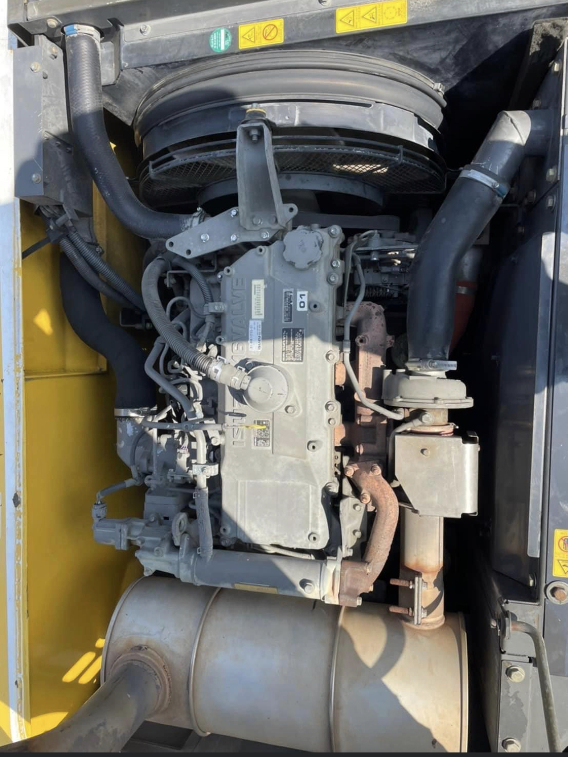 Sumitomo SH210-5 สีเดิมทั้งคันแห้งทุกจุด 9 พันชั่วโมงเอกสารเล่มทะเบียน 1500000 เอม โทร 0817410515