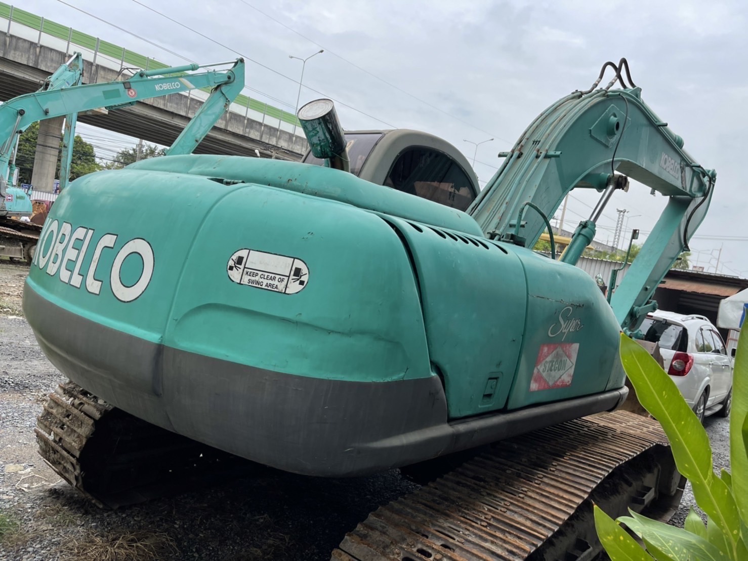 Kobelco Sk200 Mark V สภาพเต็ม พร้อมใช้ ราคา 750000 โทร 081-7410515 Kobelco Sk200 Mark V สภาพเต็ม พร้อมใช้ ราคา 750000 โทร 081-7410515
