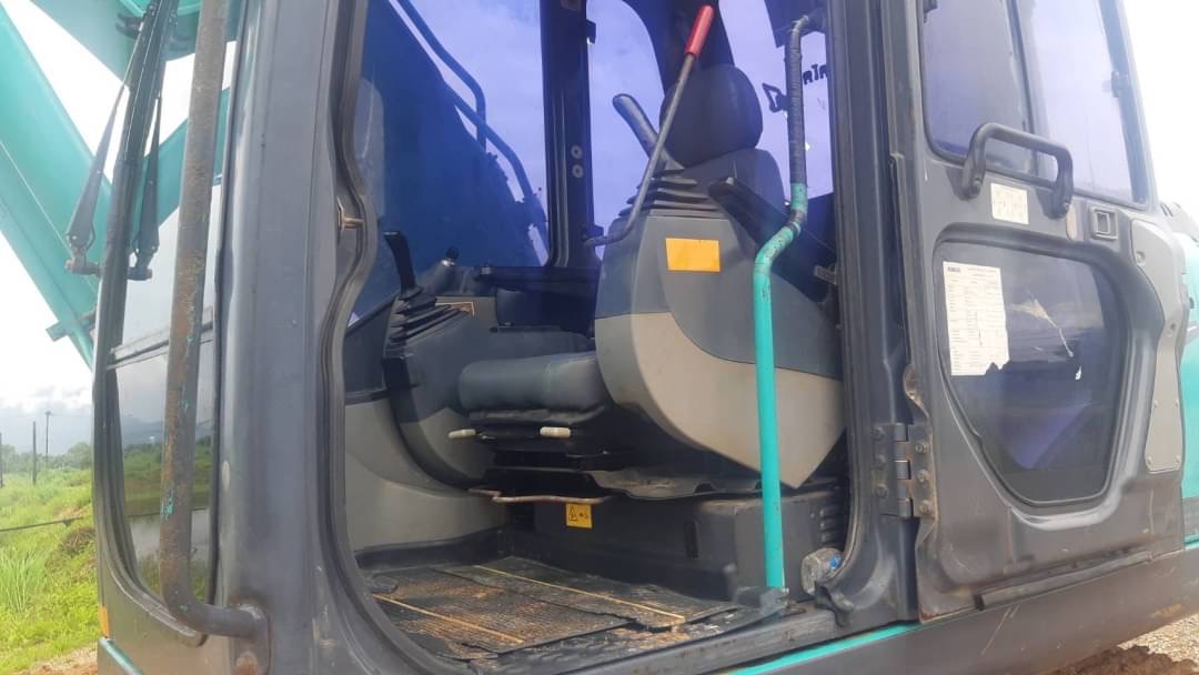 Kobelco Sk200 Mark 8 Yn12 Super มือสองมือเดียว ราคา 1380000 Dom (โทร) : 0817410515  (ข้อความ) 0817410515