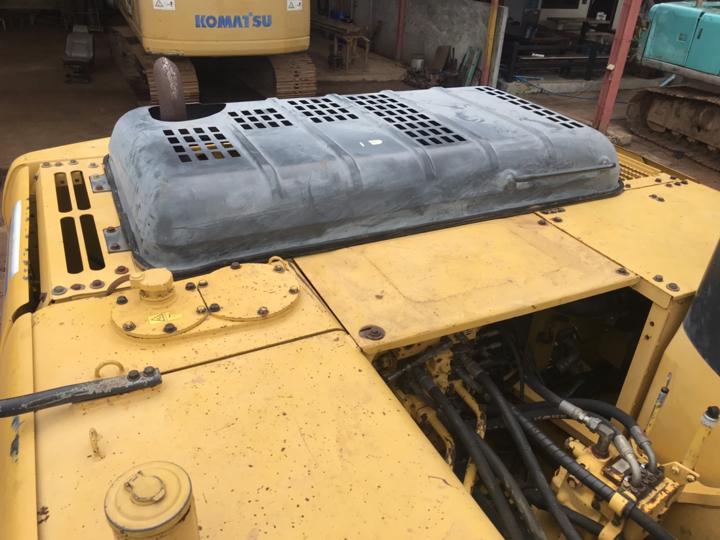 Komatsu Pc200-7 รถสวยเต็มทุกระบบไฟฟ้าครบ แอร์เย็น ห้องเก่งสวย ช่วงล่างเต็ม เครื่อง ปั้ม ทำงานเร็วแรง