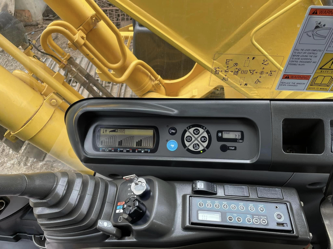 Sumitomo SH210-5 สีเดิมทั้งคันแห้งทุกจุด 9 พันชั่วโมงเอกสารเล่มทะเบียน 1500000 เอม โทร 0817410515