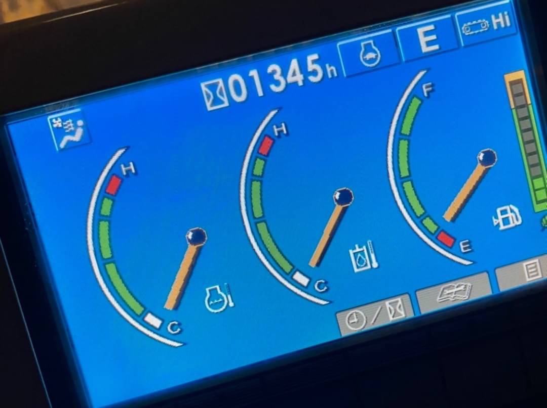 Komatsu Pc70 ขายดาว 150000 เหลือ 45 งวดๆละ 38000 /PM เหลือ 4 พัน เปลี่ยนสัญญากับโคมัตสุ ภูชิต 081-74 Komatsu Pc70 ขายดาว 150000 เหลือ 45 งวดๆละ 38000 /PM เหลือ 4 พัน เปลี่ยนสัญญากับโคมัตสุ ภูชิต 081-74