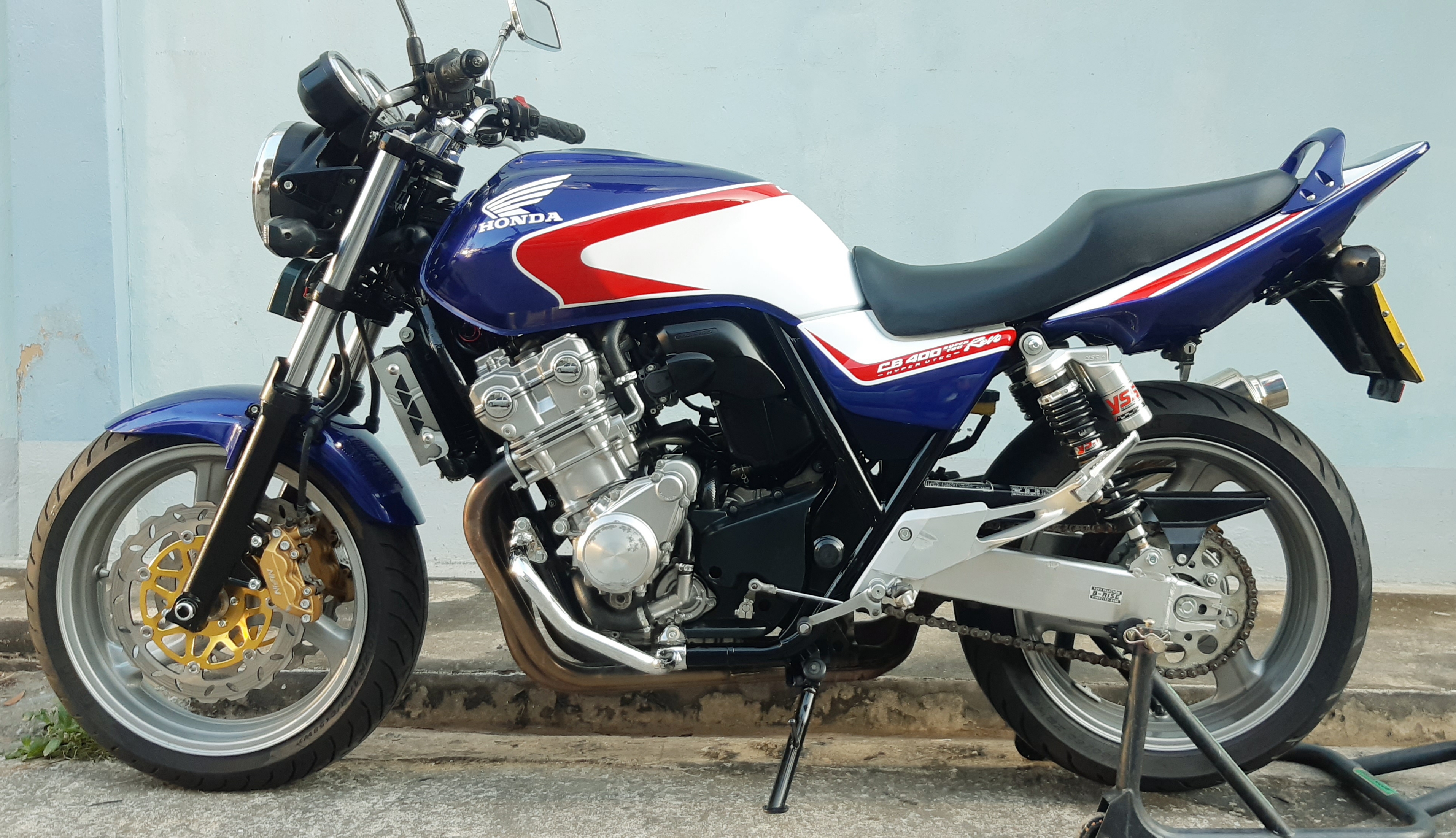 ขาย cb 400 vtec 4 ทะเบียนแท้โอนขนส่ง