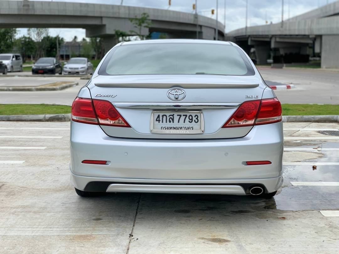 TOYOTA CAMRY 2.0G (MNC) ปี 2010 สีบรอนเงิน TOYOTA CAMRY 2.0G (MNC) ปี 2010 สีบรอนเงิน