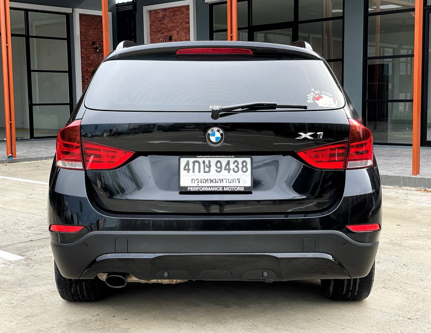BMW X1 Sdrive18i 2.0 Sport TOP ปี 2013 แท้ ภายในแดง ใช้งานน้อย ตัวใหม่ Minor Change พวงมาลัยเบาแล้ว BMW X1 Sdrive18i 2.0 Sport TOP ปี 2013 แท้ ภายในแดง ใช้งานน้อย ตัวใหม่ Minor Change พวงมาลัยเบาแล้ว