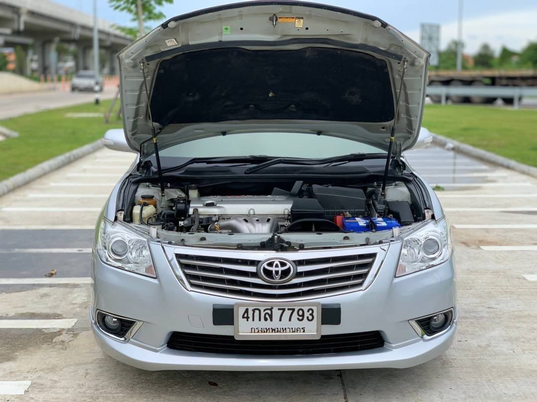 TOYOTA CAMRY 2.0G (MNC) ปี 2010 สีบรอนเงิน 