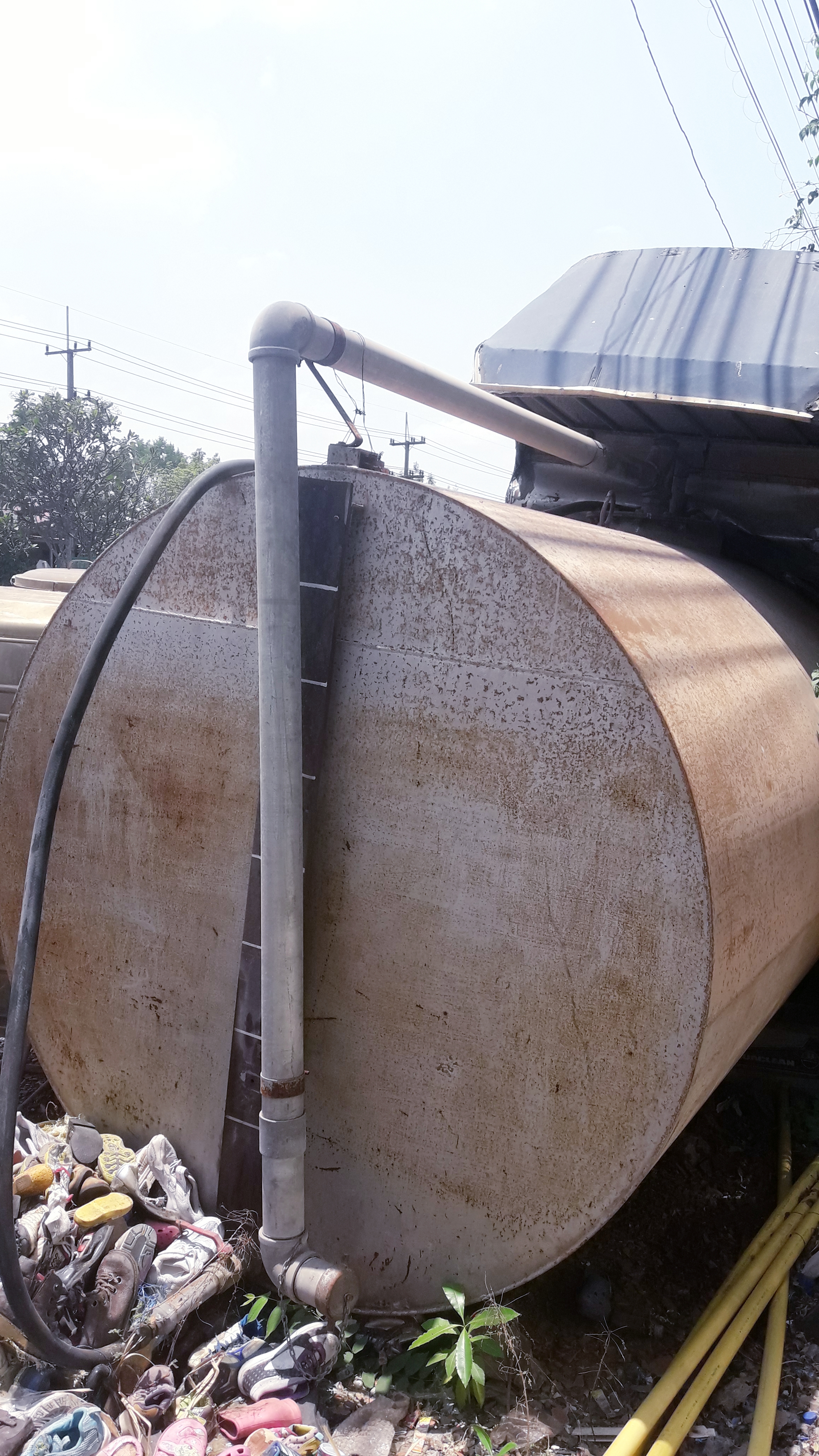 ถังน้ำมันมือสอง