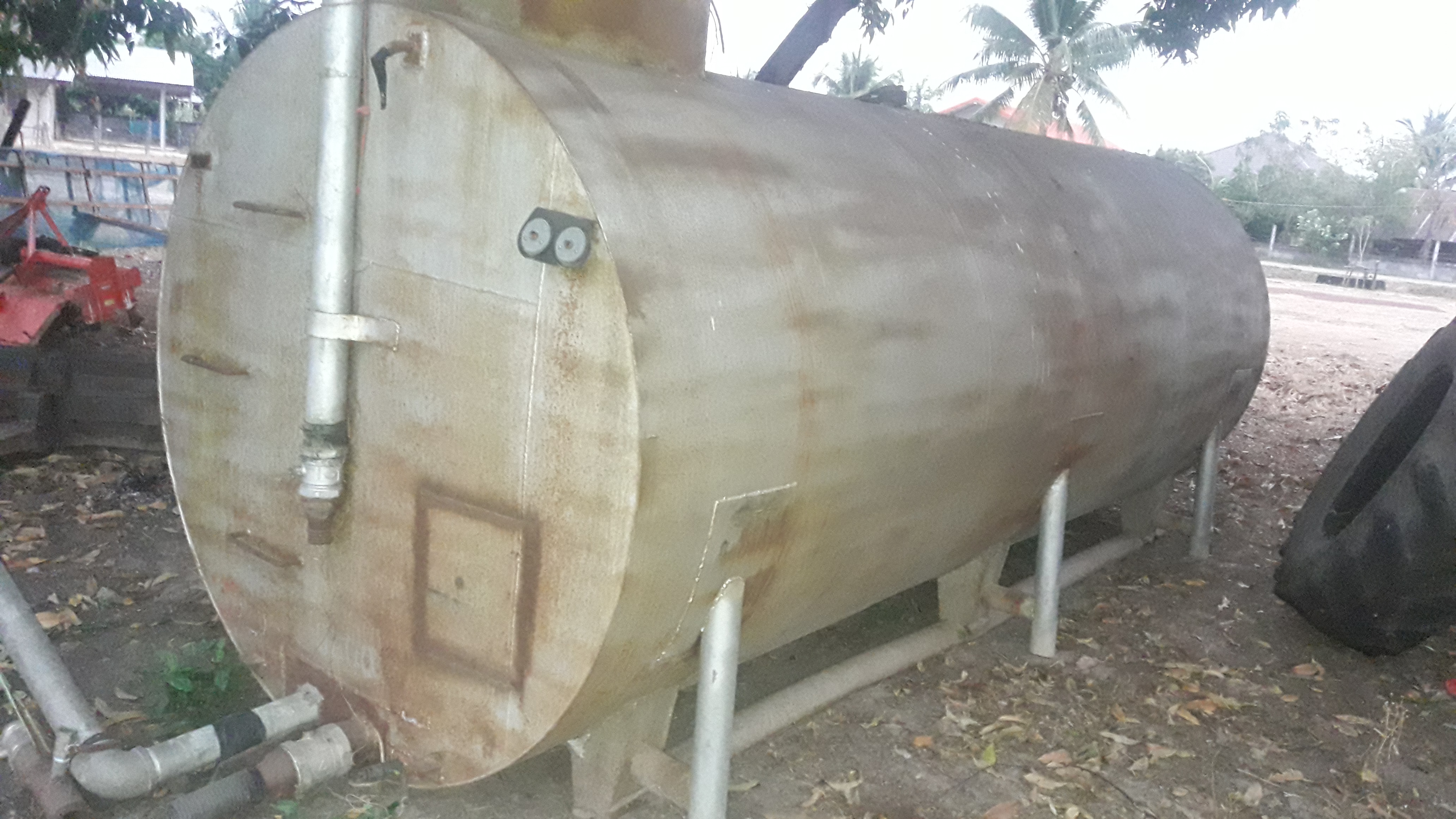 ถังน้ำมือสอง