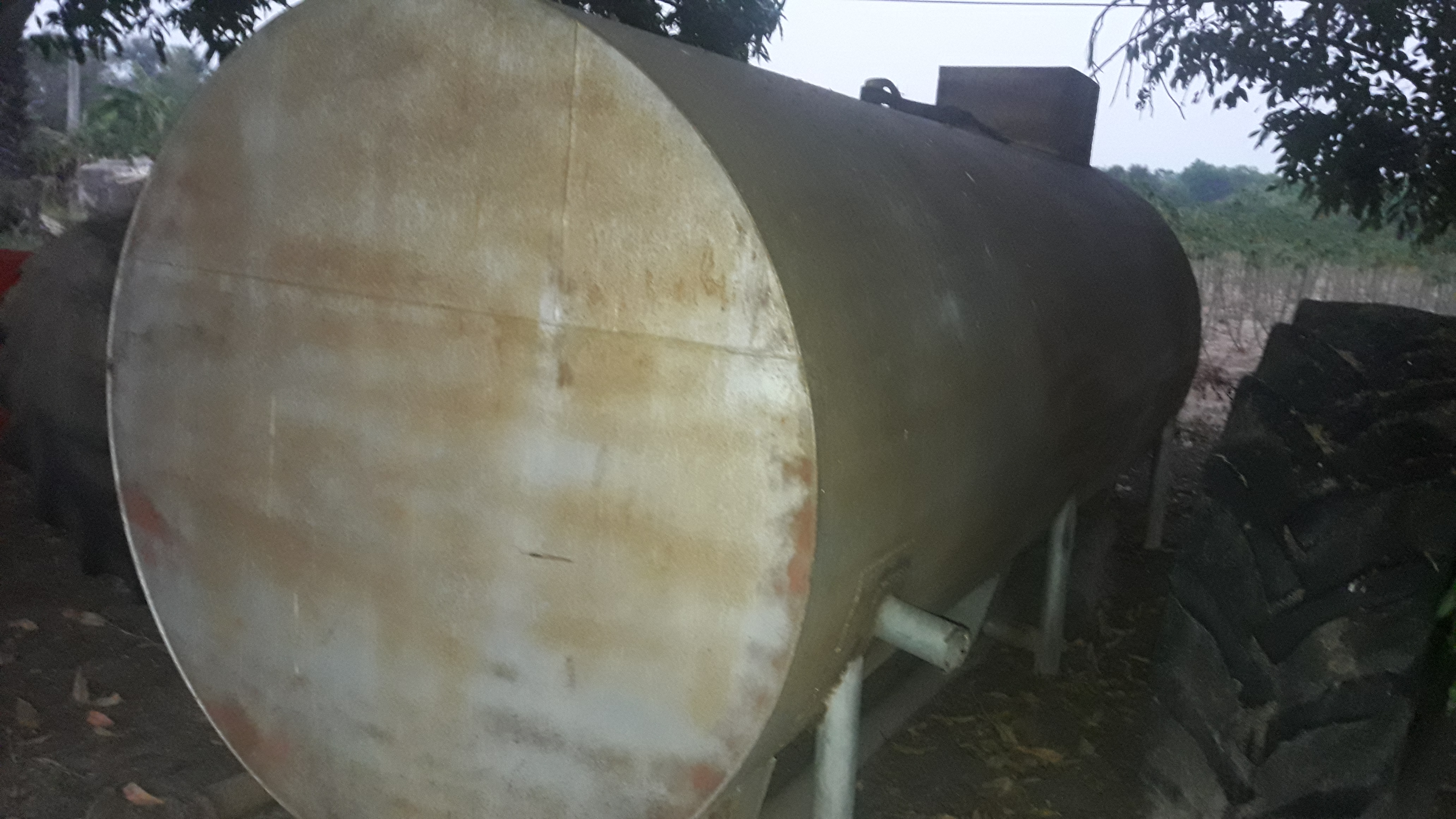 ถังน้ำมือสอง