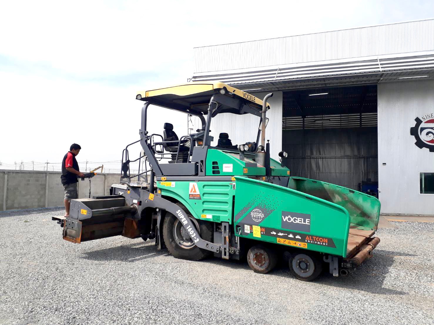 รถปูยาง Vogele S1603-2 ปี2013 นำเข้ายี่ปุ่น