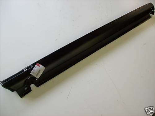 กาบบันไดของใหม่ made in Germany สำหรับรถ Mercedes-benz W114 W115 ปี 68-76 1 คู่ (ซ้าย+ขวา)