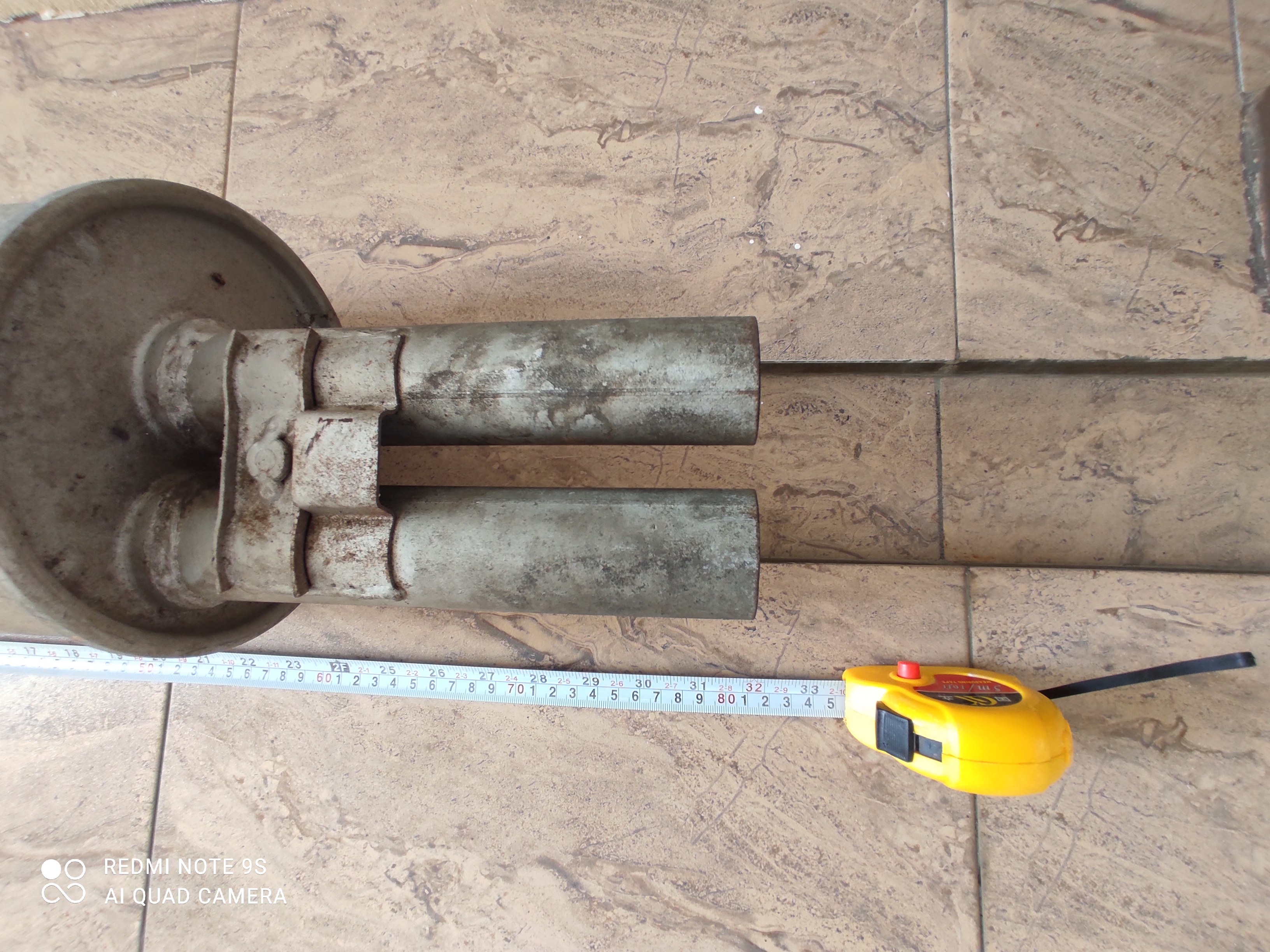 ปลายท่อไอเสีย ของใหม่ NOS made in Germany ใส่รถสำหรับรถ 6 สูบ Mercedes Benz ปลายท่อไอเสีย ของใหม่ NOS made in Germany ใส่รถสำหรับรถ 6 สูบ Mercedes Benz