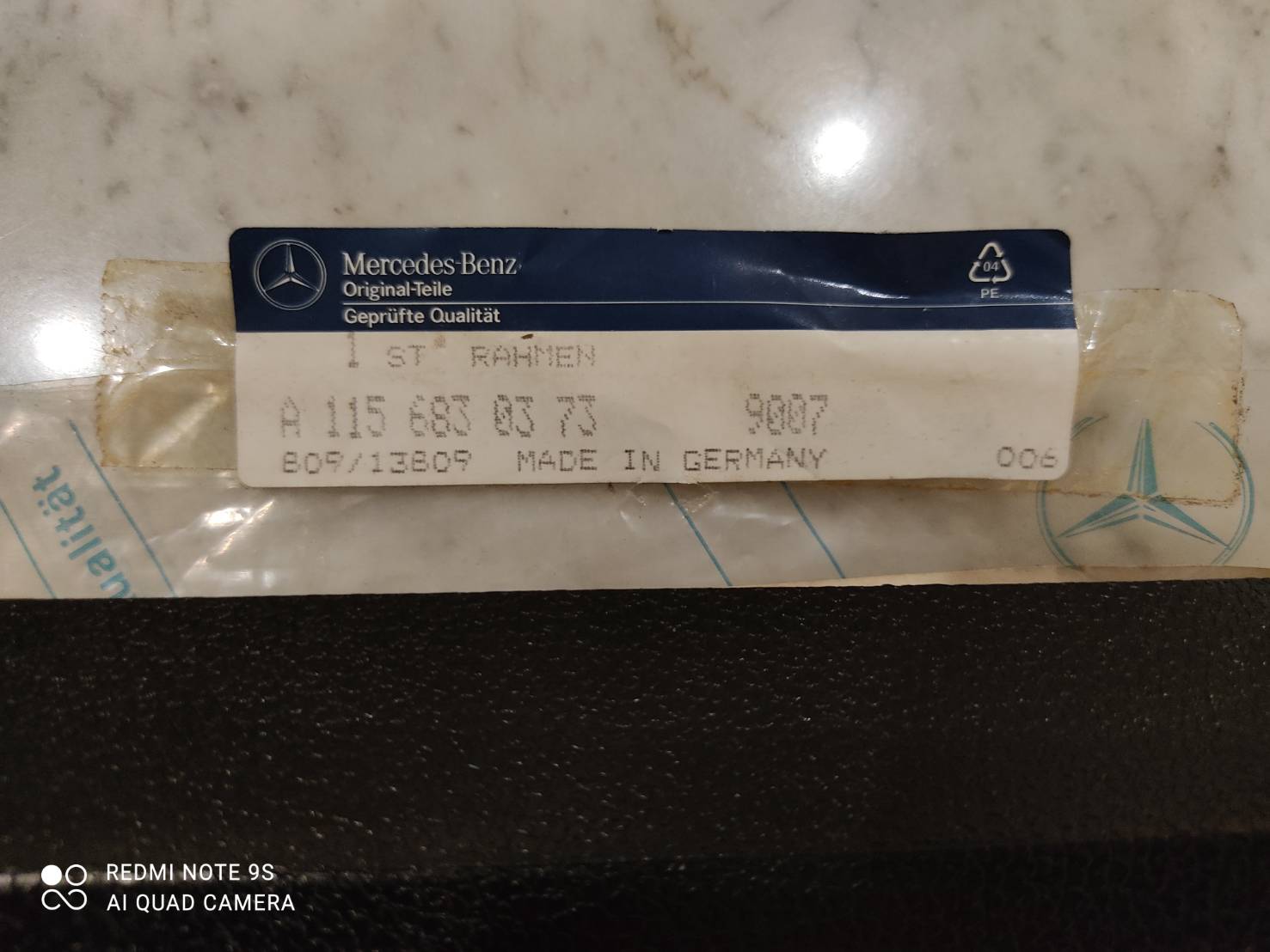 ฝาครอบคอนโซลสวิทช์กระจกไฟฟ้า Mercedes W114 W115 รุ่นเกียร์คอ ของใหม่ NOS rare ฝาครอบคอนโซลสวิทช์กระจกไฟฟ้า Mercedes W114 W115 รุ่นเกียร์คอ ของใหม่ NOS rare