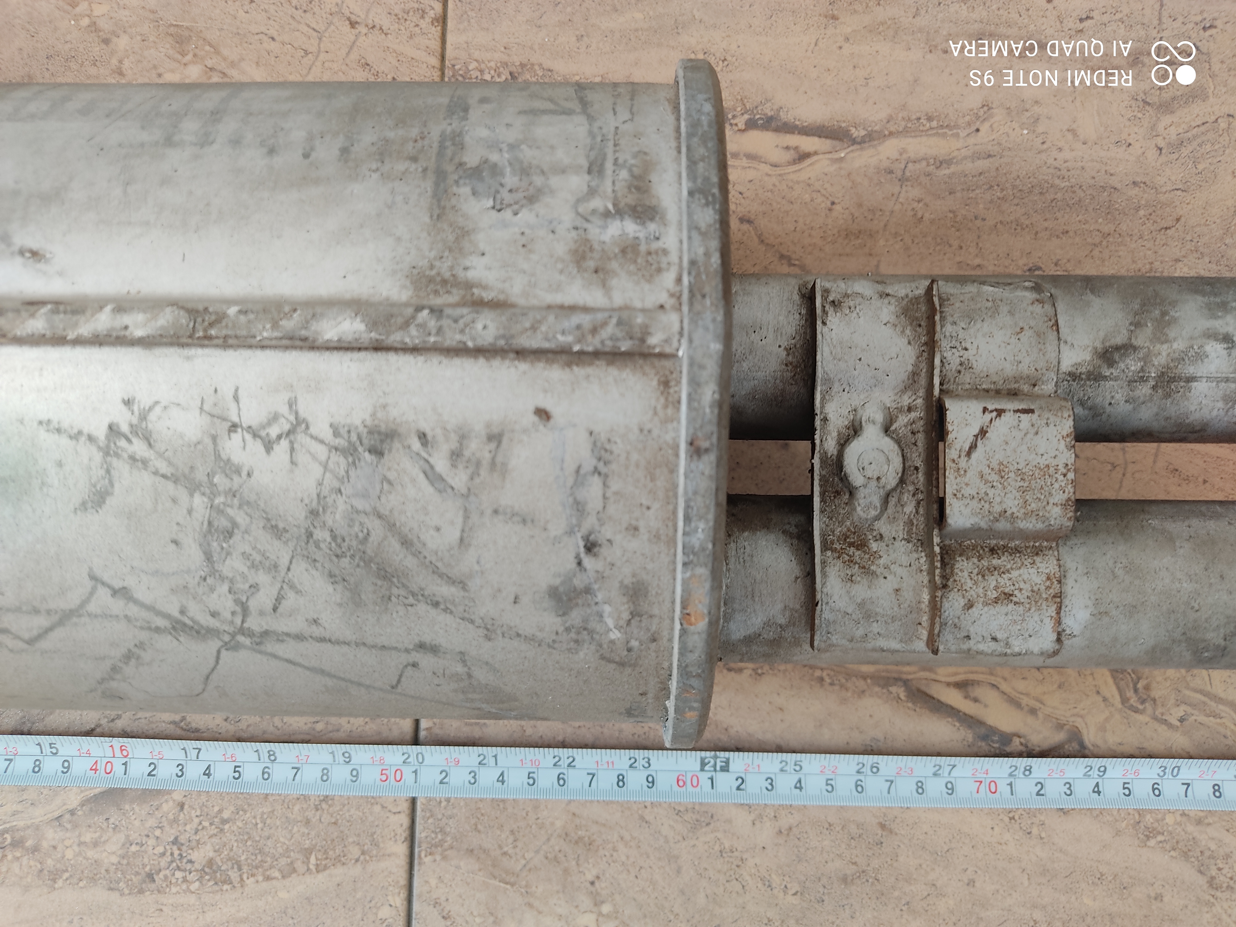 ปลายท่อไอเสีย ของใหม่ NOS made in Germany ใส่รถสำหรับรถ 6 สูบ Mercedes Benz ปลายท่อไอเสีย ของใหม่ NOS made in Germany ใส่รถสำหรับรถ 6 สูบ Mercedes Benz