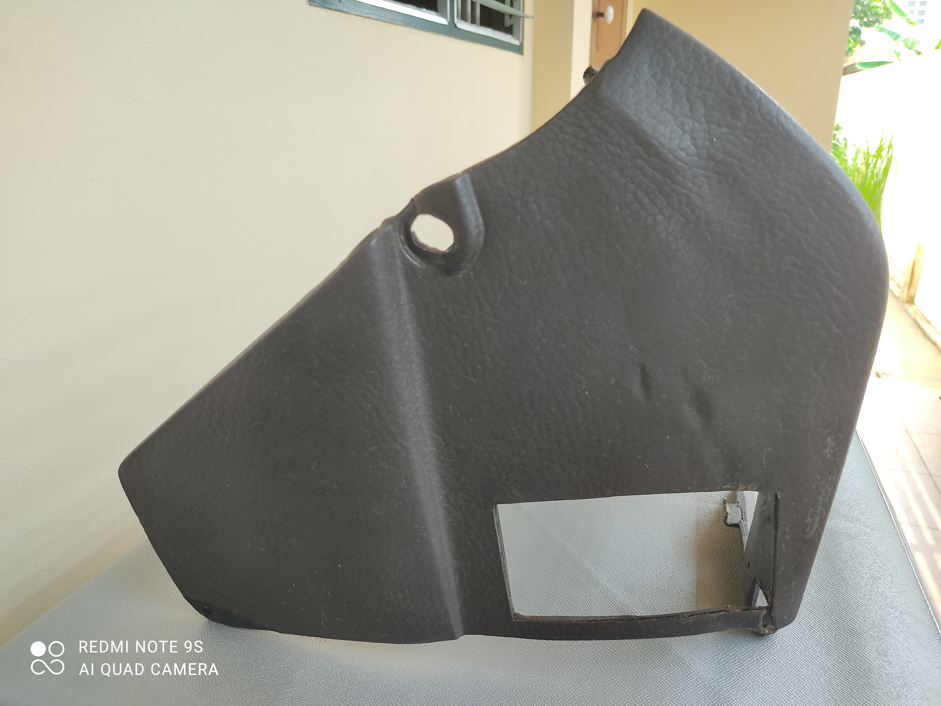 ขาย คอนโซลกลาง ใส่รถ Mercedes Benz ทับแปด W114 used ขาย คอนโซลกลาง ใส่รถ Mercedes Benz ทับแปด W114 used