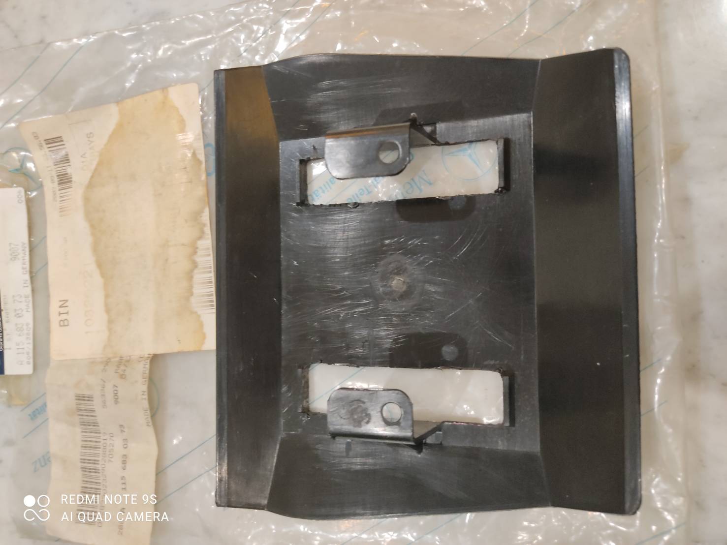 ฝาครอบคอนโซลสวิทช์กระจกไฟฟ้า Mercedes W114 W115 รุ่นเกียร์คอ ของใหม่ NOS rare ฝาครอบคอนโซลสวิทช์กระจกไฟฟ้า Mercedes W114 W115 รุ่นเกียร์คอ ของใหม่ NOS rare