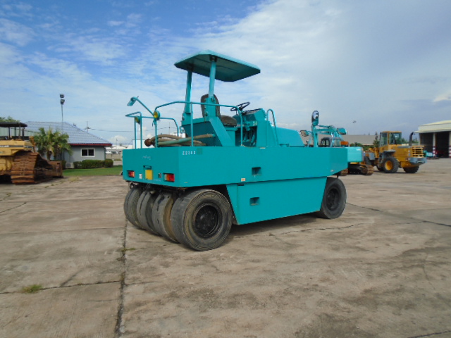 รถบดล้อยาง (Tire Roller ) 7 ล้อ