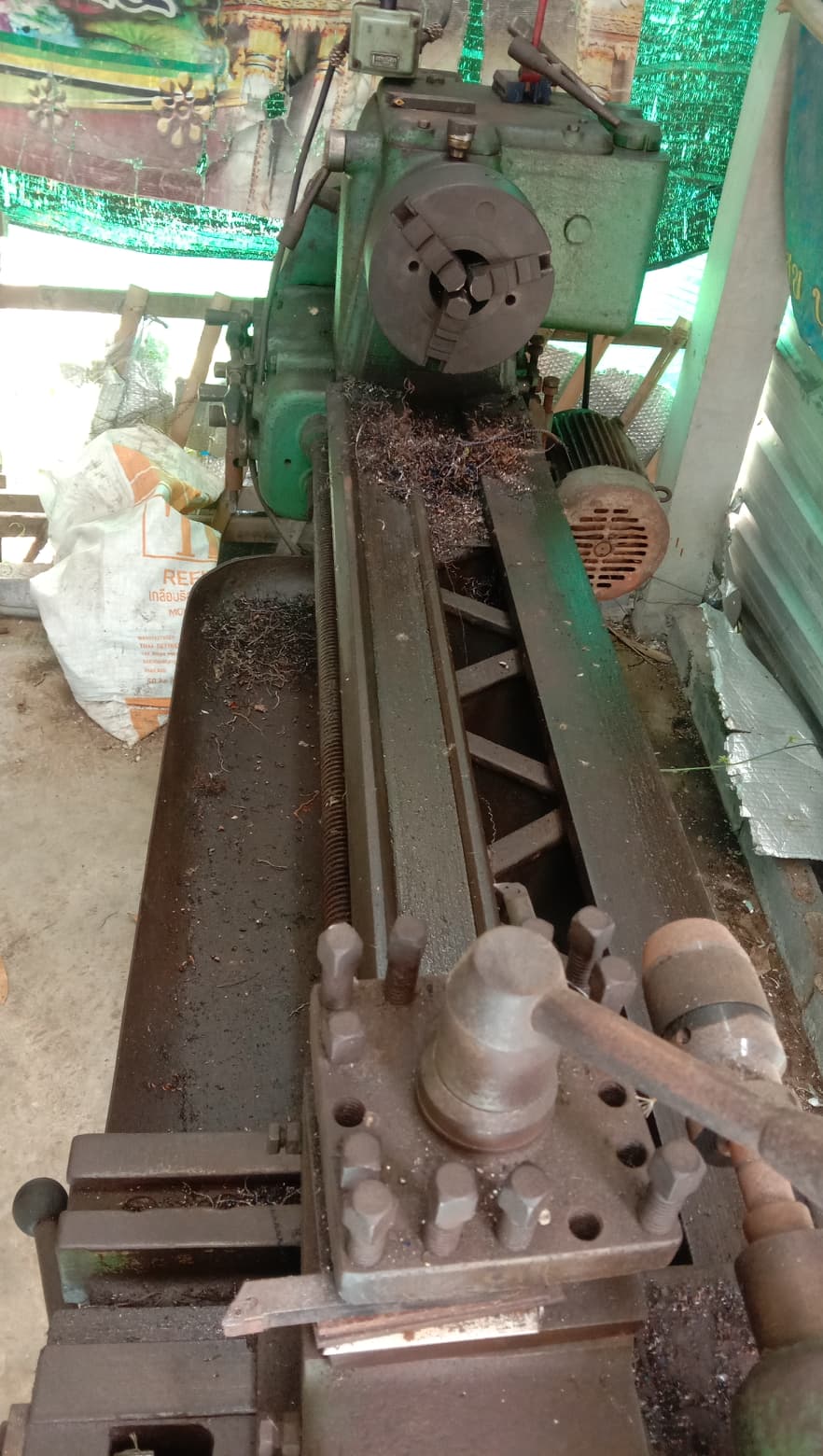 เครื่องกลึง 5 ฟุต พร้อมใช้อุปกรณ์ครบ