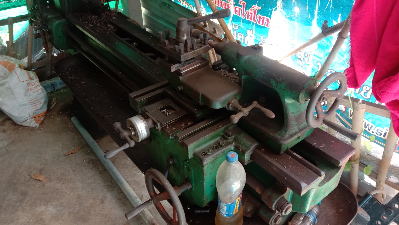 เครื่องกลึง 5 ฟุต พร้อมใช้อุปกรณ์ครบ